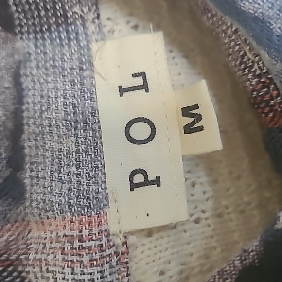 POL Peace Sign Patched Button Down Oversized Long Shirt. Sz M. NWOT - Picture 6 of 9